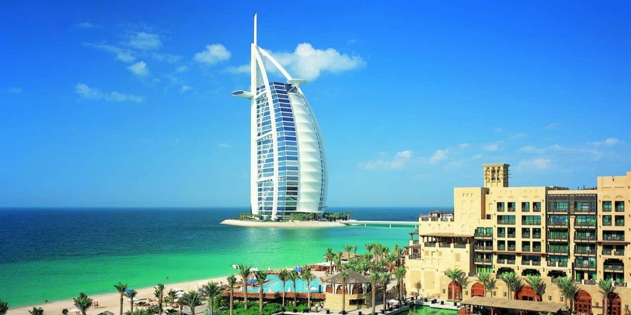 Dubai,Abu Dhabi & Ferrari World